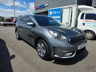 Kia Niro 2017, 76650 км, за 8993.04 USD