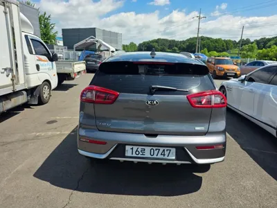 Kia Niro 2017, 76650 км, за 8993.04 USD