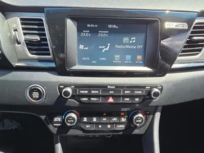 Kia Niro 2017, 76650 км, за 8993.04 USD - фото 9