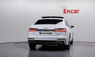 Audi A6 2021, 135771 км, за 16604.8 USD