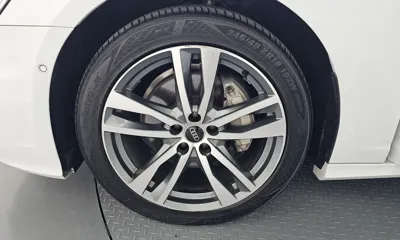 Audi A6 2021, 135771 км, за 16604.8 USD