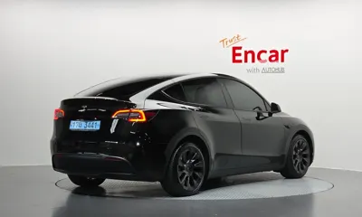 Tesla Model Y 2021, 80082 км, за 24267.16 USD