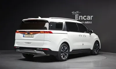 Kia Canival 2023, 39818 км, за 18741.71 USD
