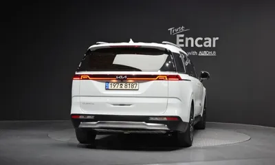 Kia Canival 2023, 39818 км, за 18741.71 USD