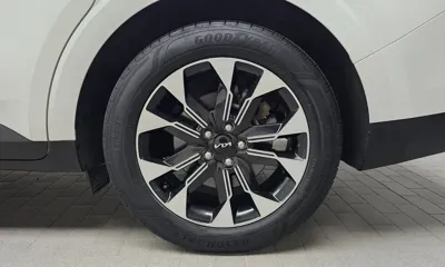 Kia Canival 2023, 39818 км, за 18741.71 USD