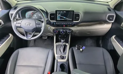 Hyundai Venue 2023, 9326 км, за 16482.09 USD - фото 7