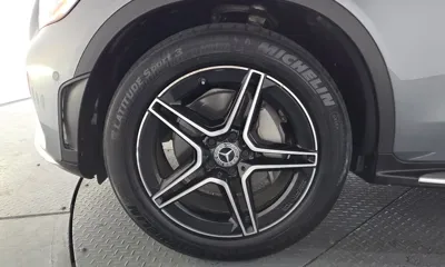 Mercedes-Benz GLC-Class 2021, 31962 км, за 27089.52 USD