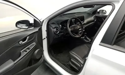 Hyundai Kona 2022, 29904 км, за 12487.61 USD - фото 11