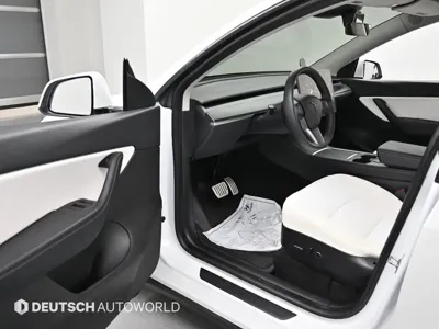 Tesla Model Y 2021, 139603 км, за 23959.56 USD - фото 11