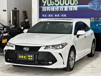 Toyota Avalon · 2021 год