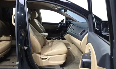 Kia Canival 2016, 113602 км, за 9881.03 USD - фото 11