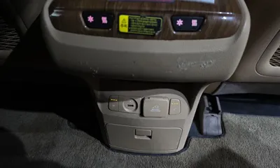 Kia Canival 2016, 113602 км, за 9881.03 USD - фото 18