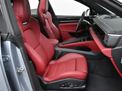 Porsche Macan 2025, 3340 км, за 71357.77 USD - фото 11