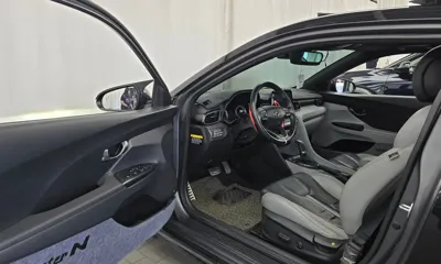 Hyundai Veloster 2018, 135959 км, за 5750.93 USD - фото 10