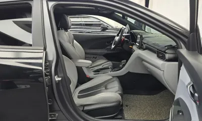 Hyundai Veloster 2018, 135959 км, за 5750.93 USD - фото 11
