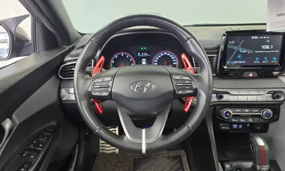 Hyundai Veloster 2018, 135959 км, за 5750.93 USD - фото 13