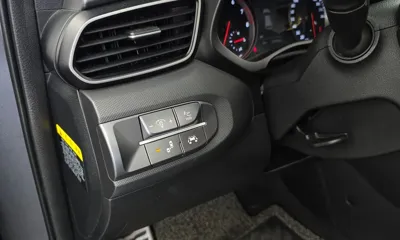 Hyundai Veloster 2018, 135959 км, за 5750.93 USD - фото 17