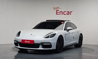 Porsche Panamera · 2018 год