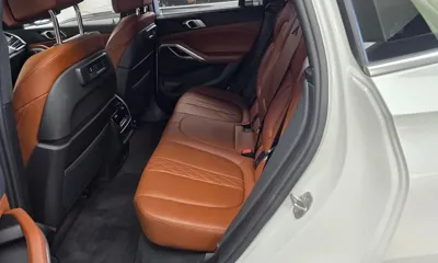 BMW X6 2022, 78882 км, за 40587.02 USD - фото 26