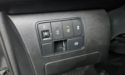 Hyundai Staria 2022, 60992 км, за 16836.76 USD - фото 16