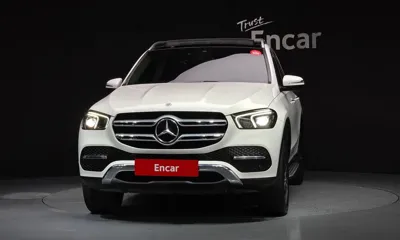 Mercedes-Benz GLE-Class 2020, 106284 км, за 31002.14 USD
