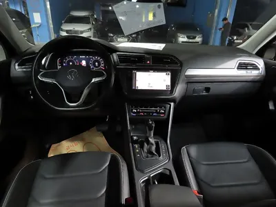 Volkswagen Tiguan 2022, 47669 км, за 15562.93 USD