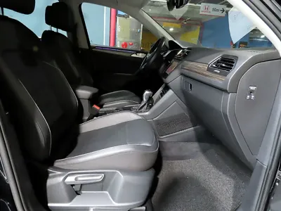 Volkswagen Tiguan 2022, 47669 км, за 15562.93 USD - фото 8