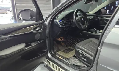 BMW X6 2018, 152107 км, за 18720.43 USD - фото 11