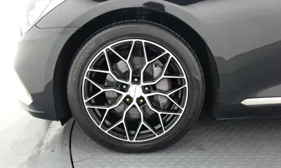 Hyundai Genesis 2016, 204404 км, за 5814.34 USD