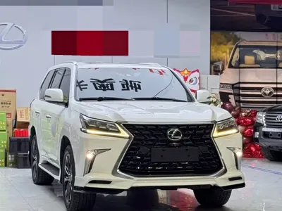 Lexus LX 2016, 140000 км, за 119442.43 USD