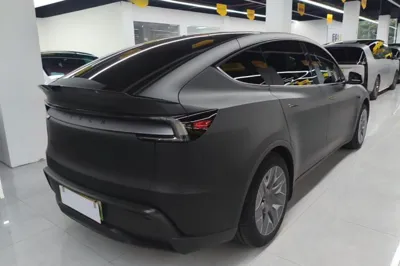 Tesla Model Y L 2025, 10300 км, за 47514 USD - фото 6