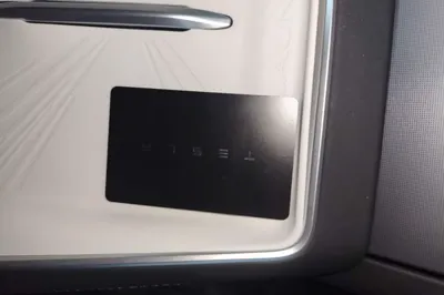 Tesla Model Y L 2025, 10300 км, за 47514 USD - фото 23