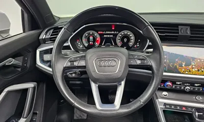 Audi Q3 2022, 35987 км, за 35775.24 USD - фото 13