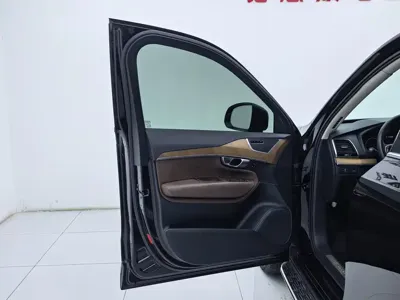 Volvo XC90 2019, 94900 км, за 24984.8 USD - фото 34