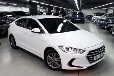 Hyundai Avante · 2016 год
