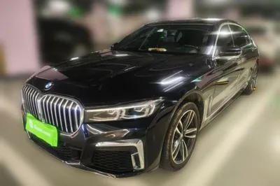 BMW 7 Series · 2019 год