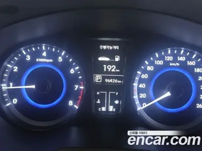 Hyundai Grandeur 2013, 96000 км, за 3708.61 USD - фото 8