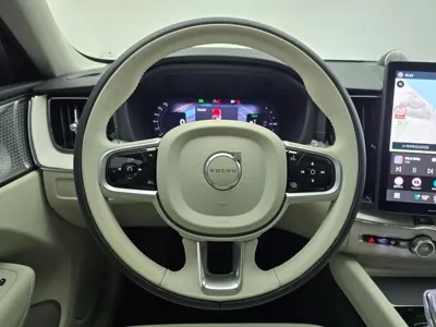 Volvo XC60 2026, 4719 км, за 49231.98 USD - фото 14