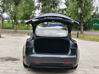Tesla Model 3 2024, 40000 км, за 24022.63 USD - фото 15
