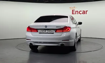 BMW 5-Series 2019, 295311 км, за 10076.05 USD