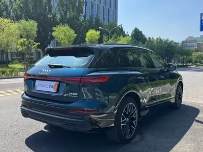 Audi Q5 e-tron 2023, 30000 км, за 21777.09 USD - фото 6