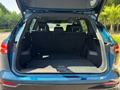 Audi Q5 e-tron 2023, 30000 км, за 21777.09 USD - фото 8