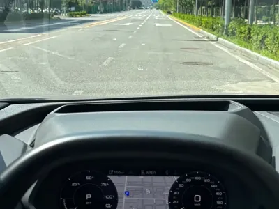 Audi Q5 e-tron 2023, 30000 км, за 21777.09 USD - фото 21