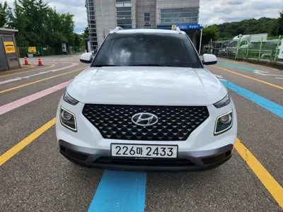 Hyundai Venue 2020, 57093 км, за 6710.1 USD