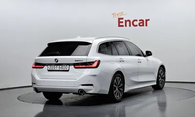 BMW 3-Series 2023, 16958 км, за 26362.73 USD