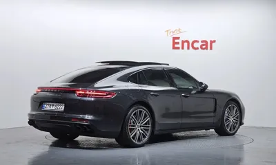 Porsche Panamera 2018, 76300 км, за 55295.39 USD