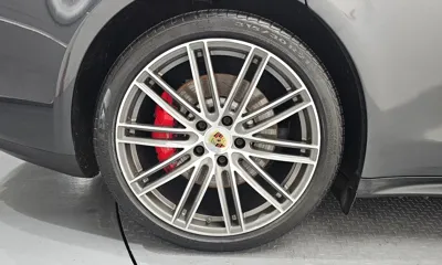 Porsche Panamera 2018, 76300 км, за 55295.39 USD