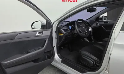 Hyundai Sonata 2016, 122539 км, за 5448.34 USD - фото 11