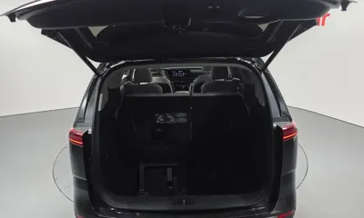 Kia Canival 2023, 42887 км, за 21465.14 USD - фото 20