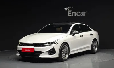 Kia K5 · 2020 год